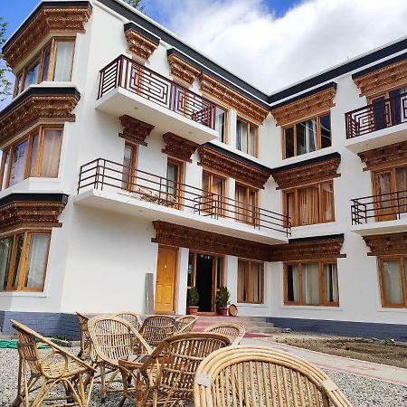 Shaolin Ladakh Hotel Лех Екстериор снимка