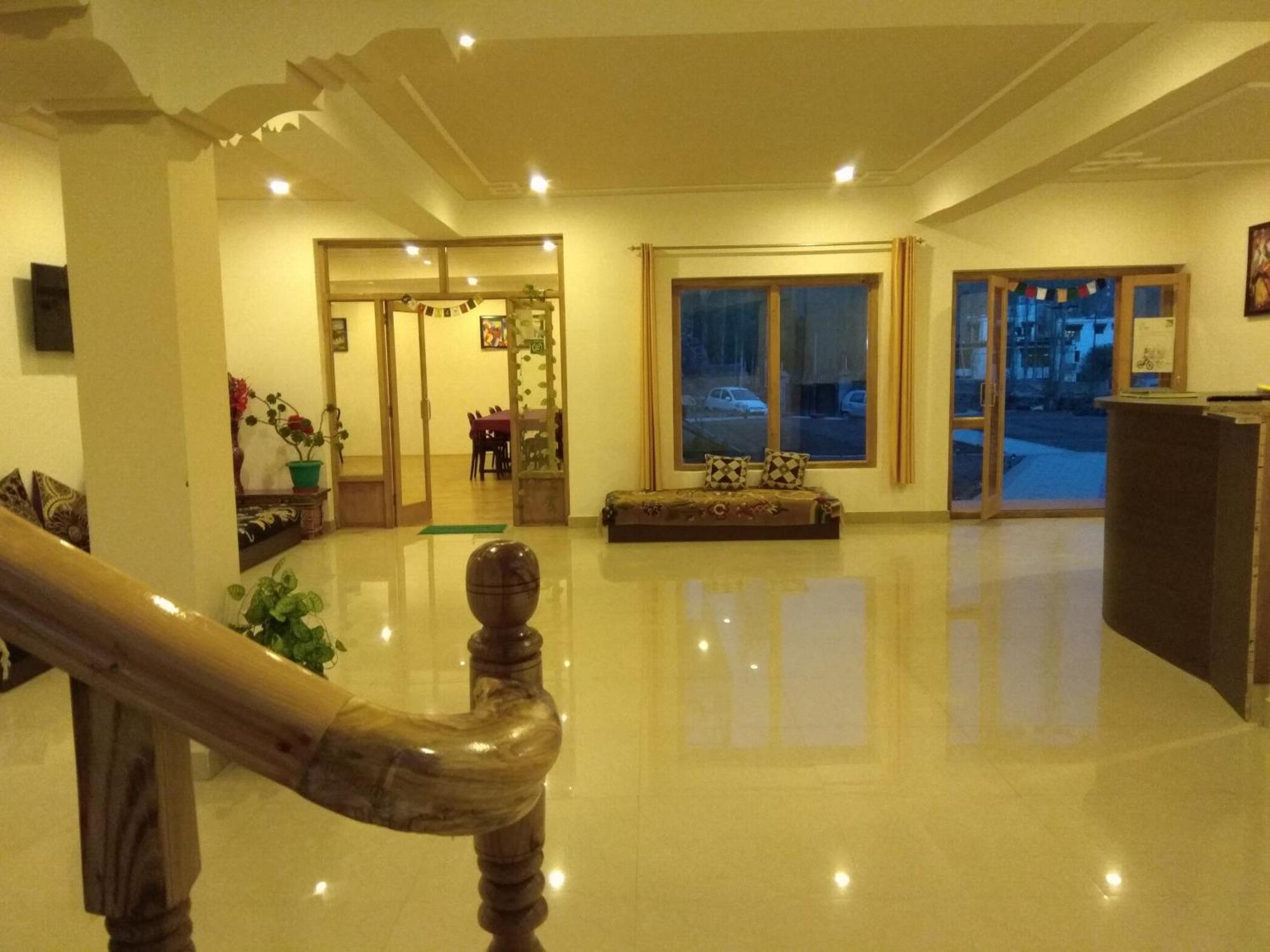 Shaolin Ladakh Hotel Лех Екстериор снимка