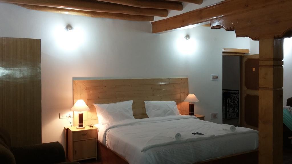 Shaolin Ladakh Hotel Лех Екстериор снимка