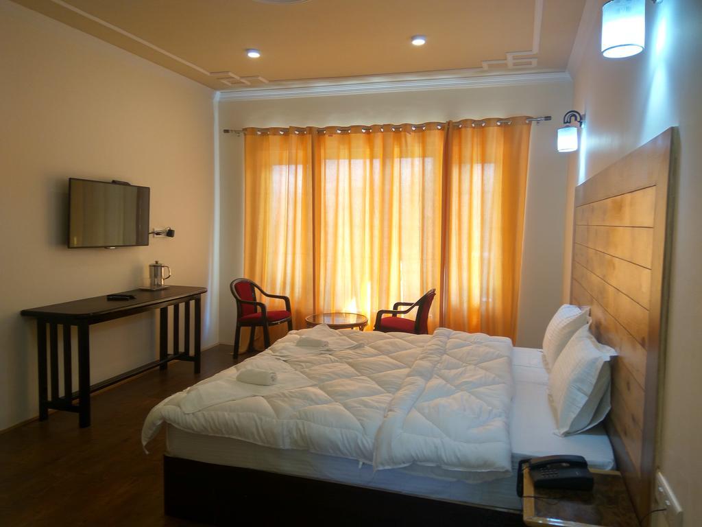 Shaolin Ladakh Hotel Лех Екстериор снимка