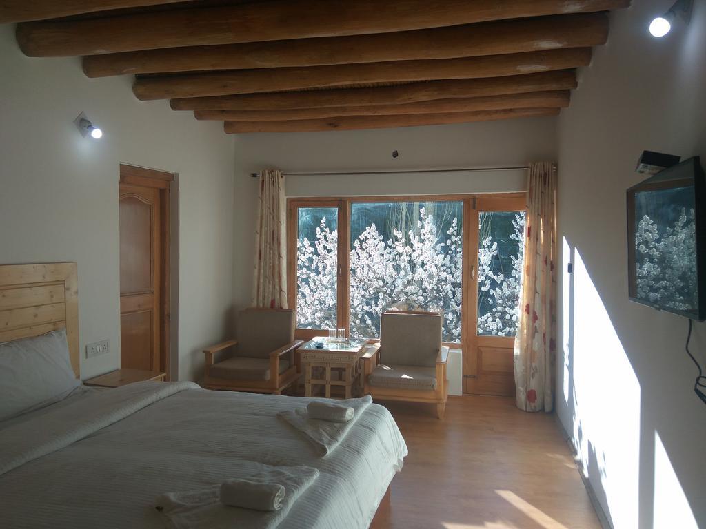 Shaolin Ladakh Hotel Лех Екстериор снимка