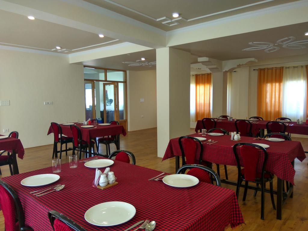 Shaolin Ladakh Hotel Лех Екстериор снимка
