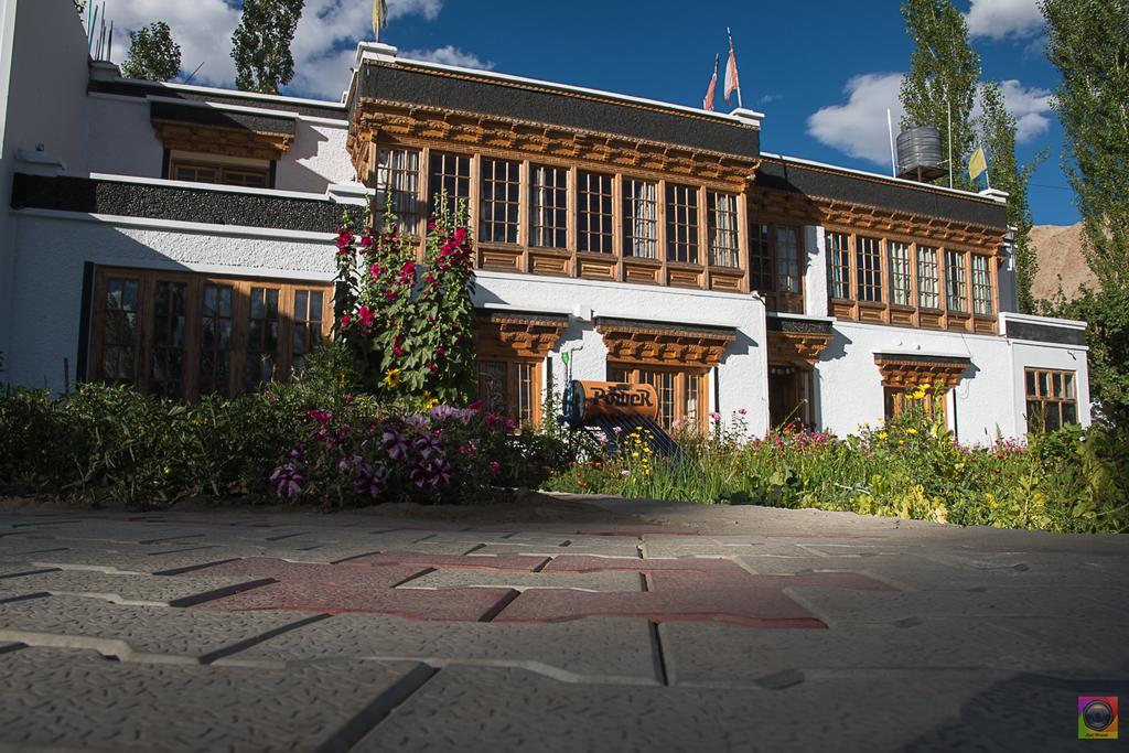 Shaolin Ladakh Hotel Лех Екстериор снимка