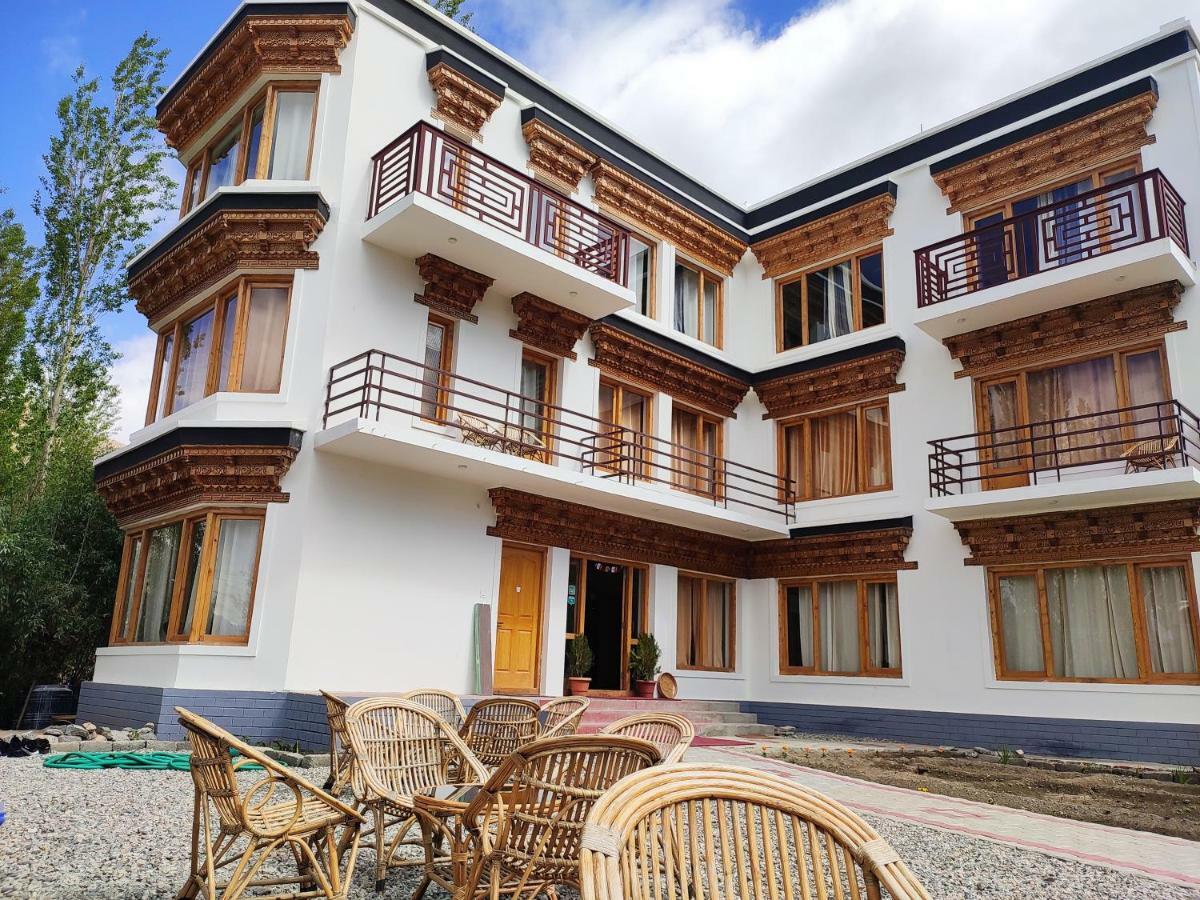 Shaolin Ladakh Hotel Лех Екстериор снимка